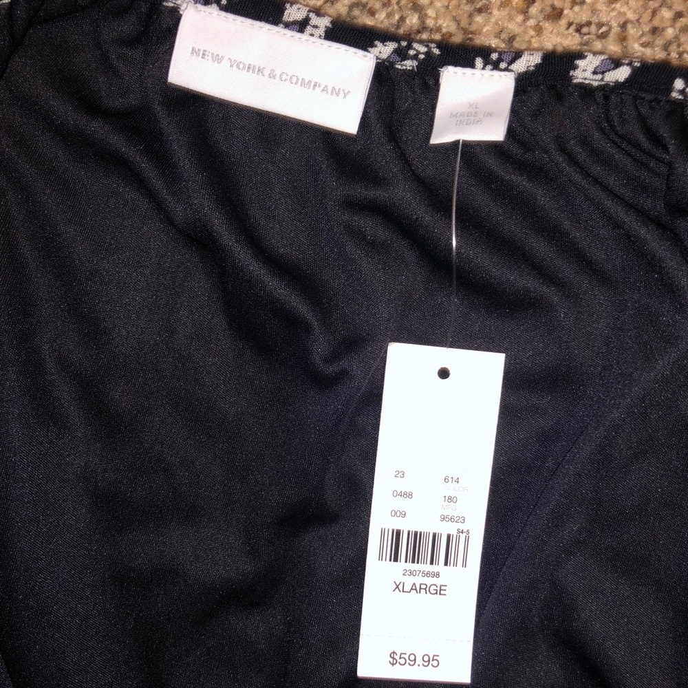 Romper - Picture 3 of 4